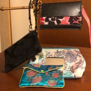 Mix of 4 travel/ purse bags